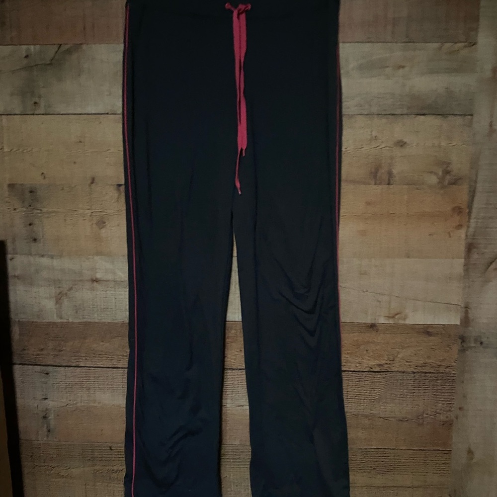 Danskin Black & Pink Activewear Pants size small